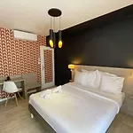 Les Cols Verts - Logis 3*