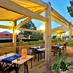 Les Cols Verts - Logis Hotel 3*