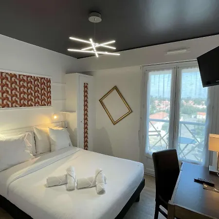 Hotel Logis Les Cols Verts