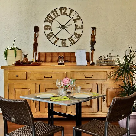 Hotel Logis Les Cols Verts La Tranche-sur-Mer