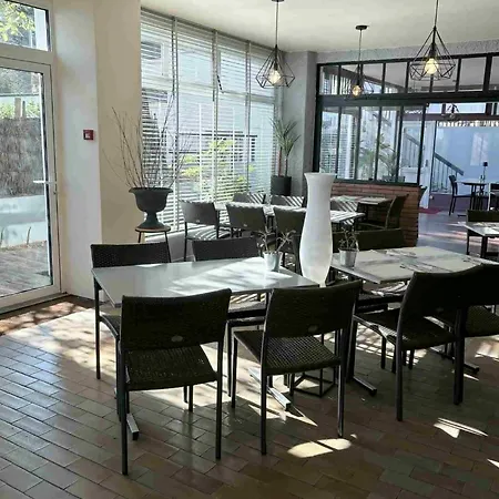 Hotel Les Cols Verts - Logis 3*