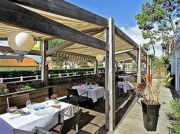 Les Cols Verts - Logis Hotel 3*
