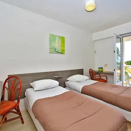 Logis Les Cols Verts Hotel 3*