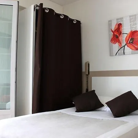 Hotel Logis Les Cols Verts