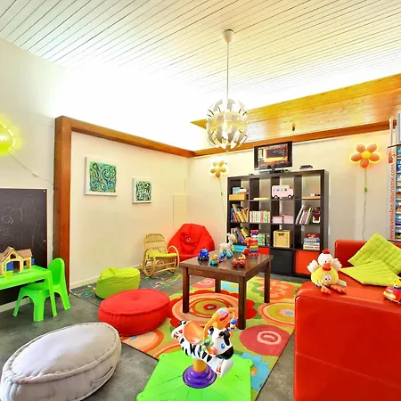 Logis Les Cols Verts Hotel