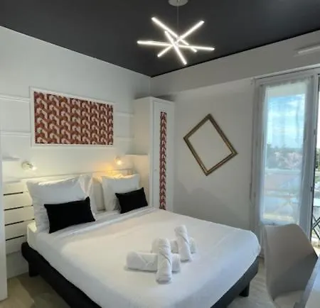 Logis Les Cols Verts Ξενοδοχείο