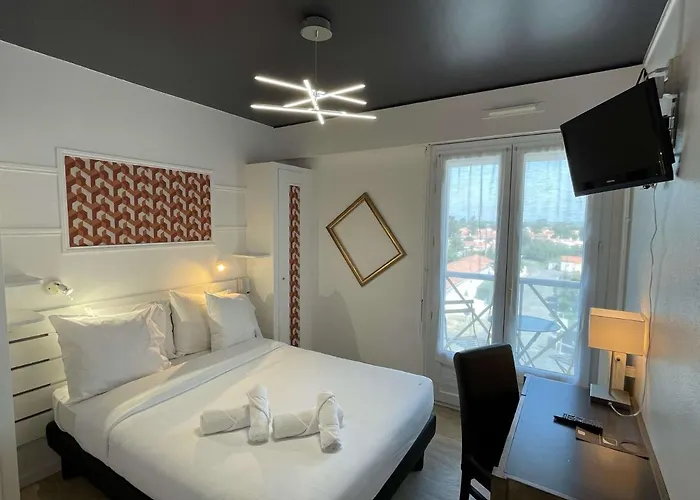 Hotel Logis Les Cols Verts