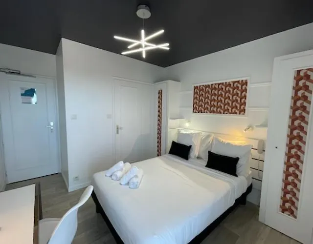 Hotel Logis Les Cols Verts