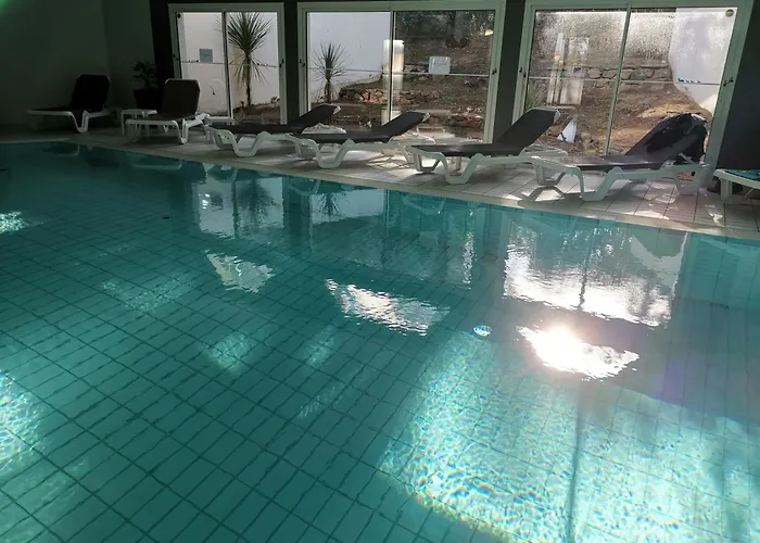 Hotel Logis Les Cols Verts 3*