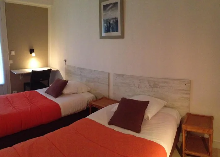 Logis Les Cols Verts Hotel 3*