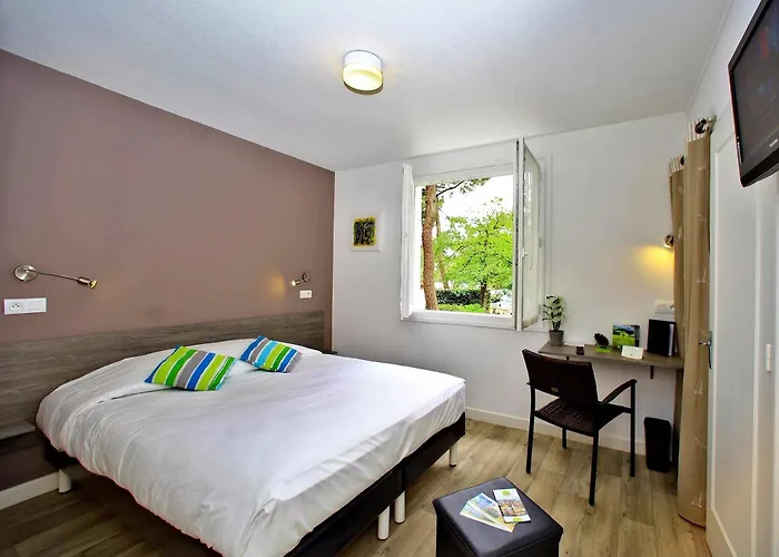 Logis Les Cols Verts 3*